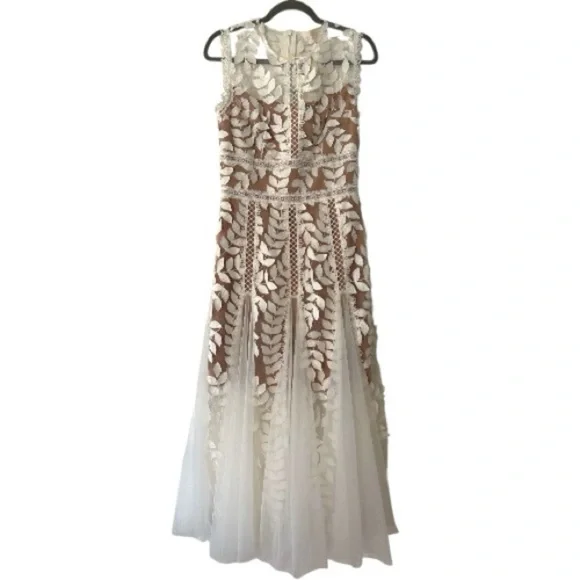 BRONX & BANCO Saba Leaf Appliqué Lace Midi Dress in White Size Medium NWT - Picture 2 of 12